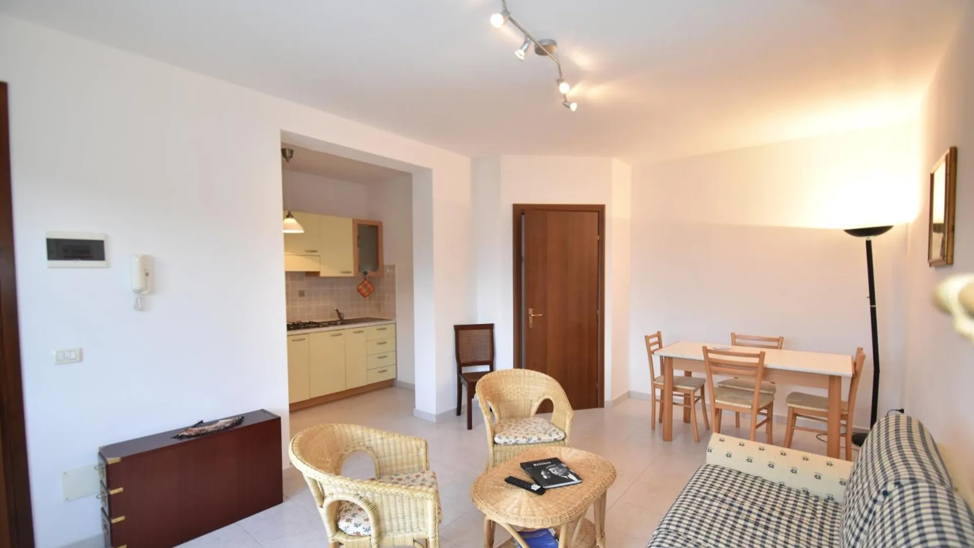 Trilocale Lacona Mare - Zona Mare Con Clima E Posto Auto Appartement